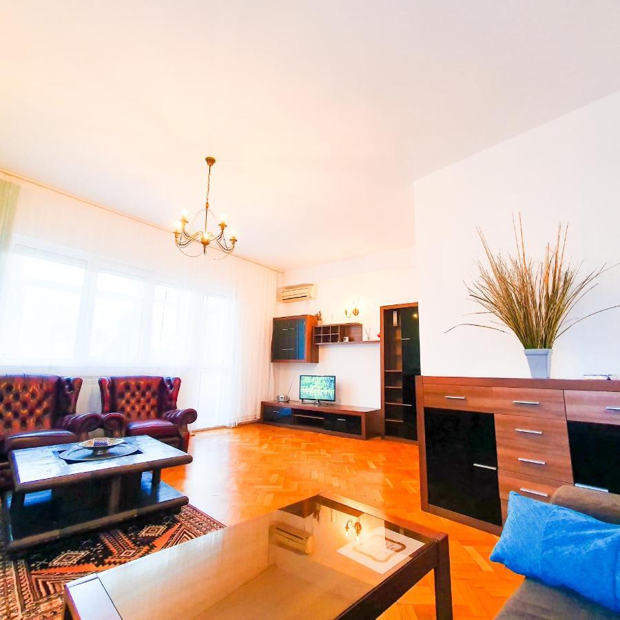 City Center Apartment Bucarest Extérieur photo