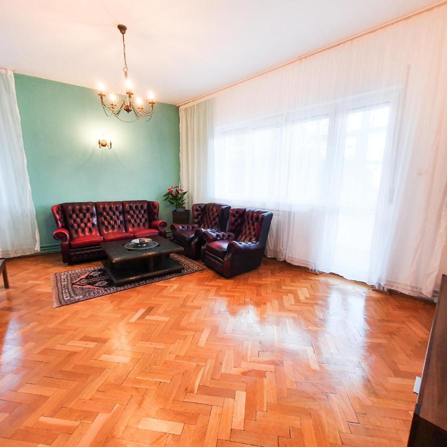 City Center Apartment Bucarest Extérieur photo